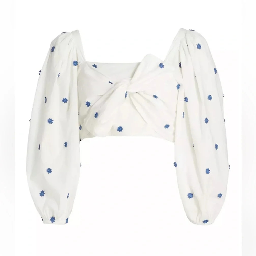 Farm Rio Embroidered Floral Crop Top White Navy Puff Twist Front - Picture 4 of 7